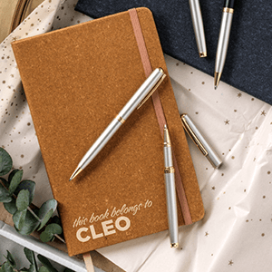 Individuele personalisatie op naam van relatiegeschenken tegen Corona. - notebooks